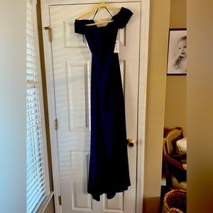 Beautiful, navy, sheer, bottom dress!!